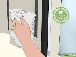 Get Rid Of Bad Smells In Your Fridge
