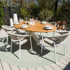 Madre Matera Outdoor Dining Table