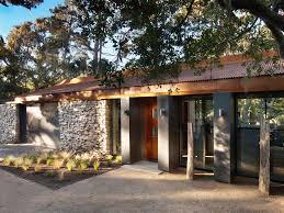Private 2 Tier Courtyard