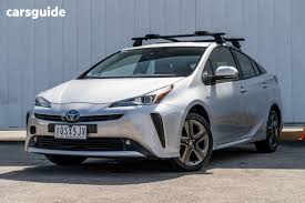 2019 Toyota Prius I Tech Hybrid For