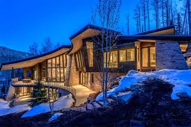 8 Amazing Mountain Contemporary Homes