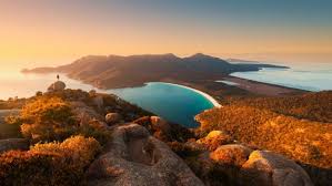 Guide To Wineglass Bay