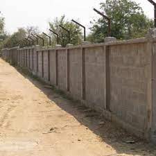 Cement Farm House Compound Wall At Rs