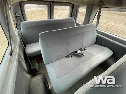 2006 Ford E350 15 Passenger Van