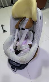 Maxi Cosi Car Seat With Family Fix Base
