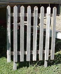 Reclaimed Barn Wood Plain Picket Fence