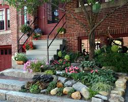 Superb Small Space Garden Inspiration