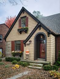13 Best Front Door Colors For Tan House