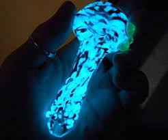 Glow In The Dark Glass Pipe