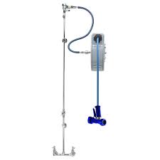 T S Wall Mounted Hose Reel With Hose 8