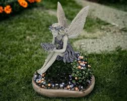 Cement 16 Tall Golfer Golf Caddy Garden