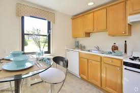Off Campus Apartments For