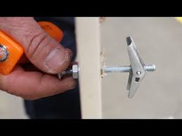 Using A Winged Toggle Nut To Hang Heavy