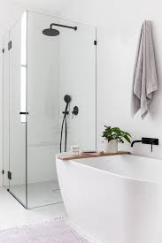33 Stylish Showers With Glass Doors