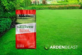 Best Weed And Feed For Lawns 2023