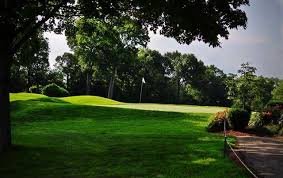 South Hills Country Club Reviews
