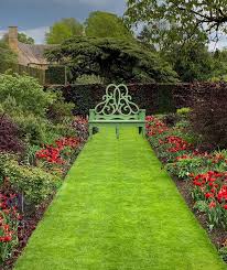 Garden Dreaming With The Parterre Bench