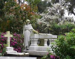 6 Sights In Savannah From Midnight In