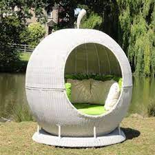 White Rattan Rotating Apple Daybed Homify