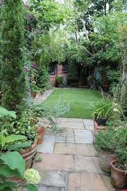 Narrow Garden Designs