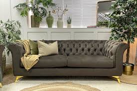 What Colours Go Best With A Brown Sofa