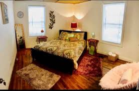 Janis Joplin Houseshare Room Berry