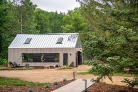 Modern Scandinavian Barnhouse Extreme