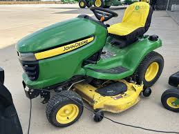 2008 John Deere X320 Lawn Garden