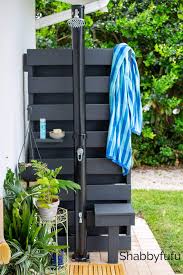 Build An Outdoor Shower Privacy Screen