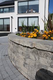 Secura Lite Concrete Retaining Wall