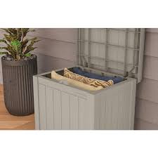 Suncast 22 Gal Deck Box With Seat