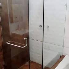 Sliding Clear Glass Shower Cubicles At