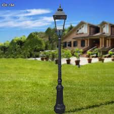 Antiquecast Iron Lamp Post For Outdoor