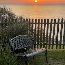 The Complete Guide To Garden Benches