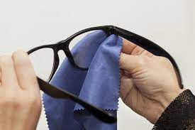 A Guide On How To Clean Your Glasses