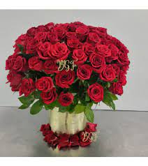 Passion In Red Roses Send To Aventura