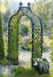 Metal Rose Arches With Planters