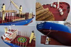 handysize bulk carrier a premium model