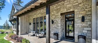 Design Trends Using Manufactured Stone