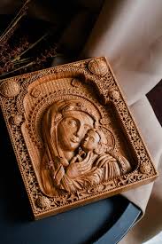 Virgin Mary And Baby Wooden