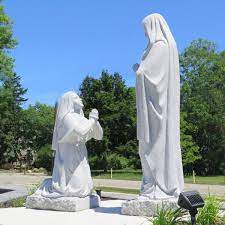 Miracle Vision To St Bernadette Statue