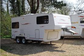 Adventure Fifth Wheel 18 Trailer