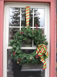 How To Hang Wreaths On Exterior Windows