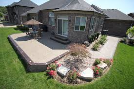 Biondo Cement Exposed Aggregate Patio