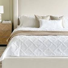 Linen Chest Trellis Garden Quilt Set White Twin