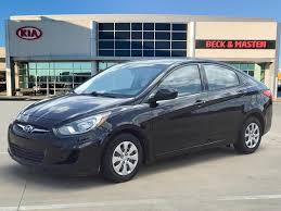 Pre Owned 2016 Hyundai Accent Gls 4dr