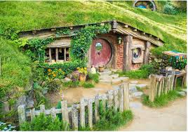 Hobbit Homes Around The World Natural
