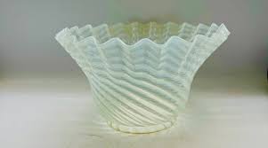 Art Glass Oil Lamp Shade