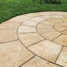 Old Town Flagstone Circle Paver Kit