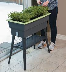 Self Watering Raised Planter Lee